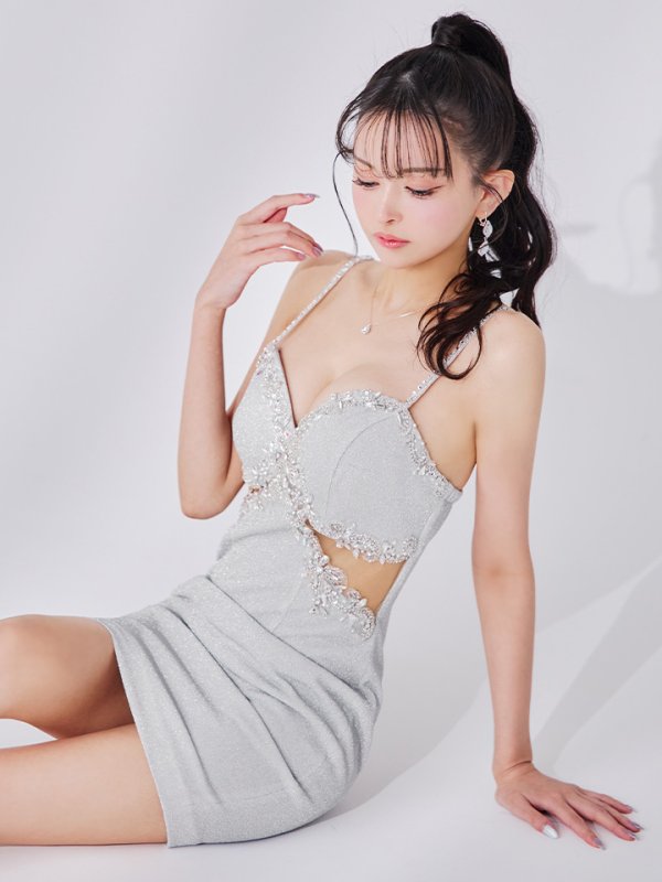 シルバー モデル:まおちゃる 身長:158cm 着用サイズ:Sサイズ