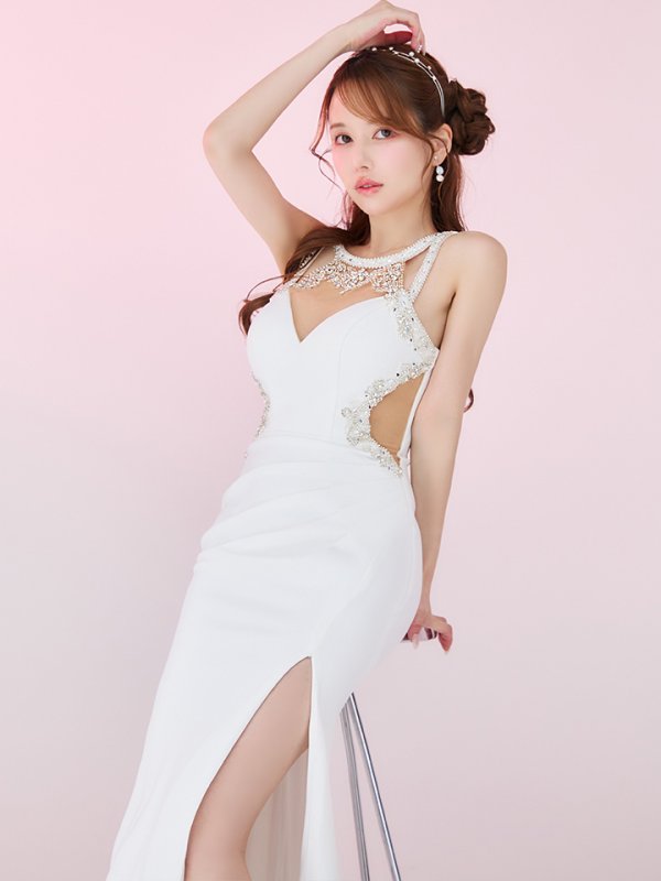 ホワイト　モデル：ゆめ　身長：160cm　着用サイズ：Sサイズ