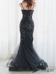 ブラック　モデル：真優川咲　身長：158cm　着用サイズ：Mサイズ