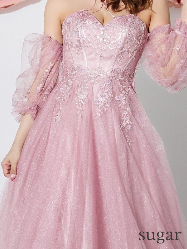 ピンクベージュ モデル:三上悠亜 身長:159cm 着用サイズ:Sサイズ