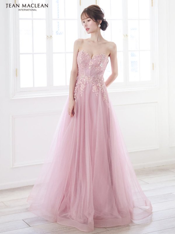 ピンクベージュ モデル:ゆめ 身長:160cm 着用サイズ:Mサイズ