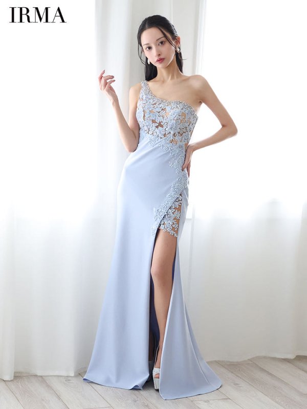 トランキルブルー モデル：まおちゃる　身長：158cm　着用サイズ：Mサイズ