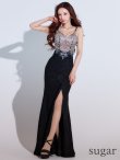 ブラック　モデル：真優川咲　身長：158cm　着用サイズ：Sサイズ