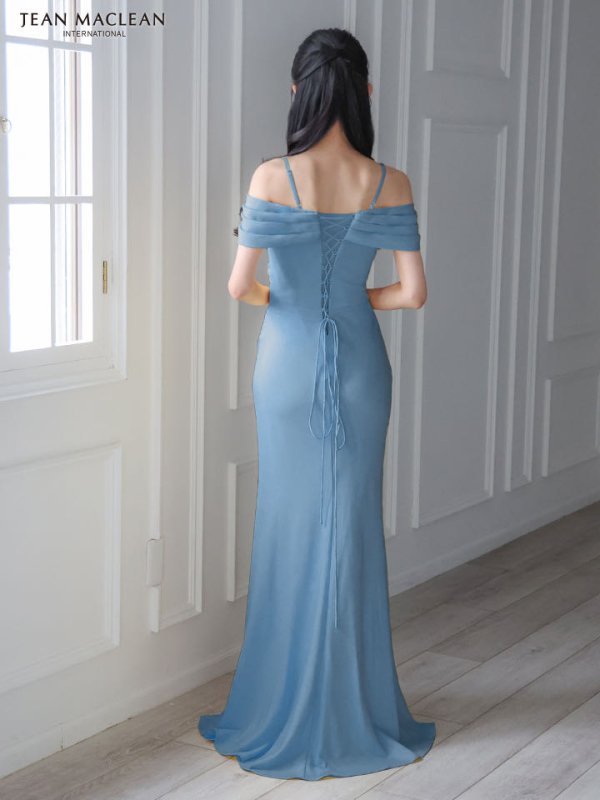 ロストブルー モデル：まおちゃる　身長：158cm　着用サイズ：Mサイズ