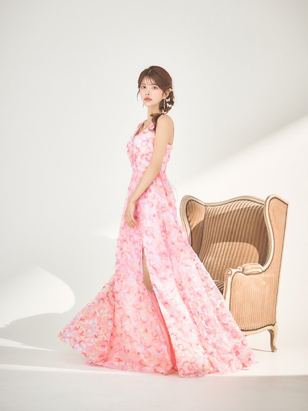 ピンク モデル:まりん 身長:164cm 着用サイズ:Sサイズ