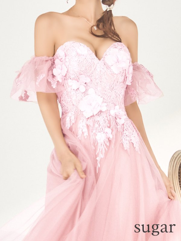 ピンクベージュ モデル:まりん 身長:164cm 着用サイズ:Sサイズ