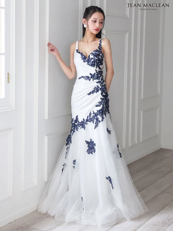 ホワイト　モデル：まおちゃる　身長：158cm　着用サイズ：Mサイズ