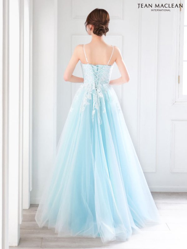 ブルー モデル：ゆめ　身長：160cm　着用サイズ：Mサイズ