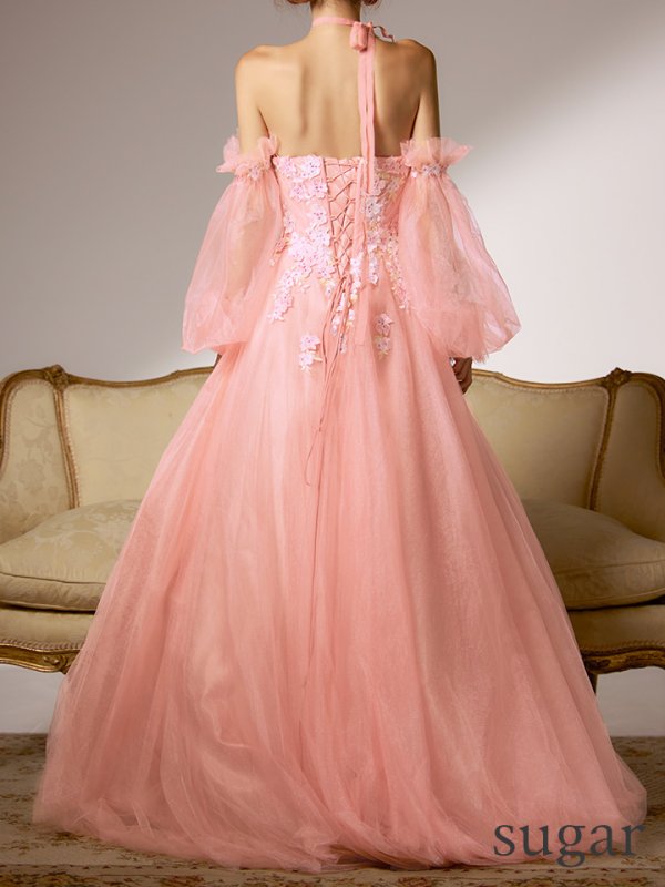 ピンクベージュ モデル：まりん　身長：164cm　着用サイズ：Sサイズ