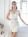 ホワイト モデル：如月れい　身長：156cm　着用サイズ：Sサイズ