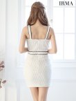 ホワイト モデル：如月れい　身長：156cm　着用サイズ：Sサイズ