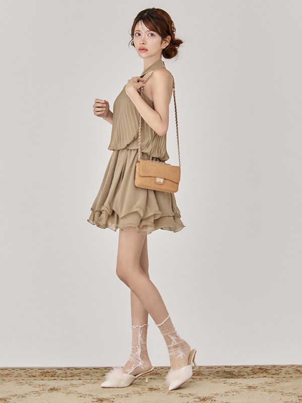 グレージュ　モデル：まりん　身長：164cm　着用サイズ：Sサイズ