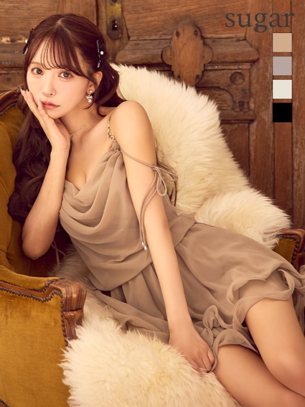 モカムース　モデル：三上悠亜　身長：159cm　着用サイズ：Sサイズ