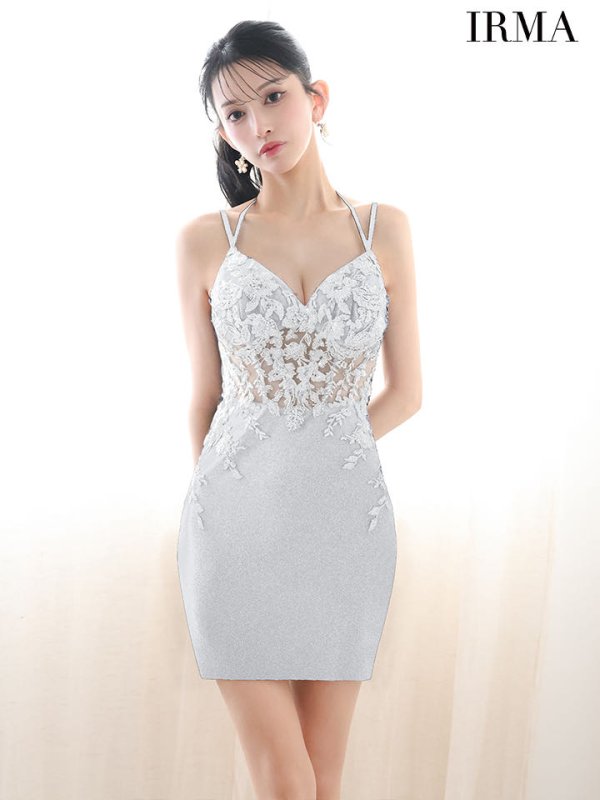 シルバー　モデル：まおちゃる　身長：158cm　着用サイズ：Sサイズ