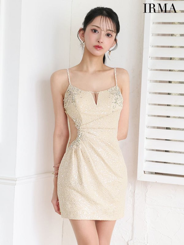 シャンパン モデル：まおちゃる　身長：158cm　着用サイズ：Sサイズ