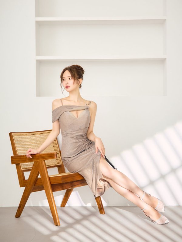 ブロンズ モデル：ゆめ　身長：160cm　着用サイズ：Sサイズ