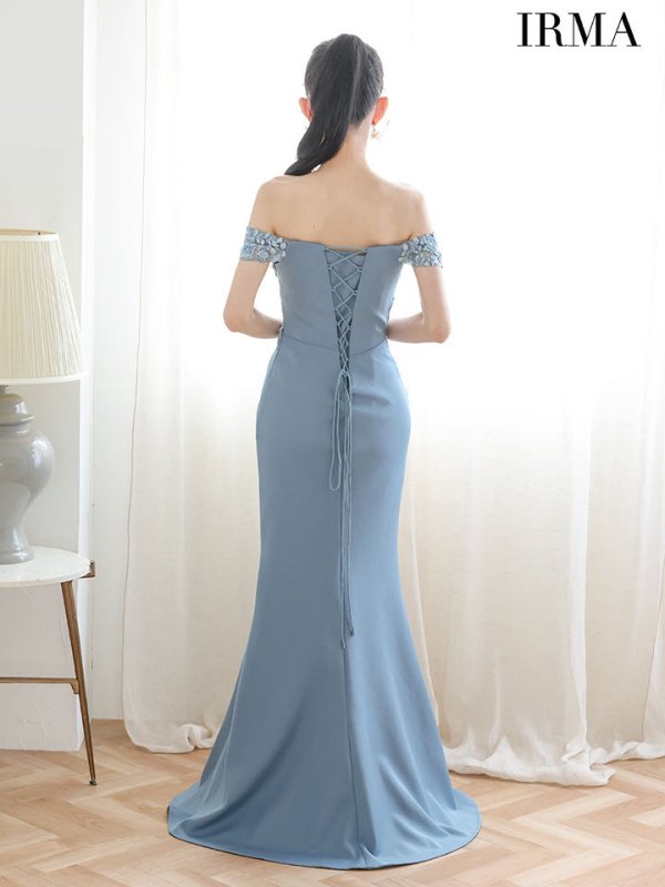 ロストブルー モデル：まおちゃる　身長：158cm　着用サイズ：Mサイズ