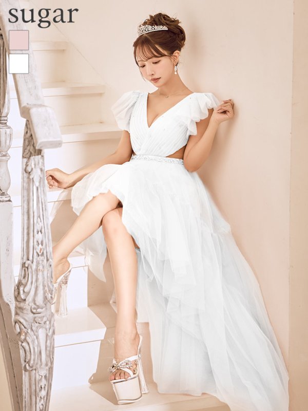 ホワイト モデル：三上悠亜　身長：159cm　着用サイズ：Sサイズ