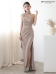 ブロンズ モデル：まおちゃる　身長：158cm　着用サイズ：Mサイズ