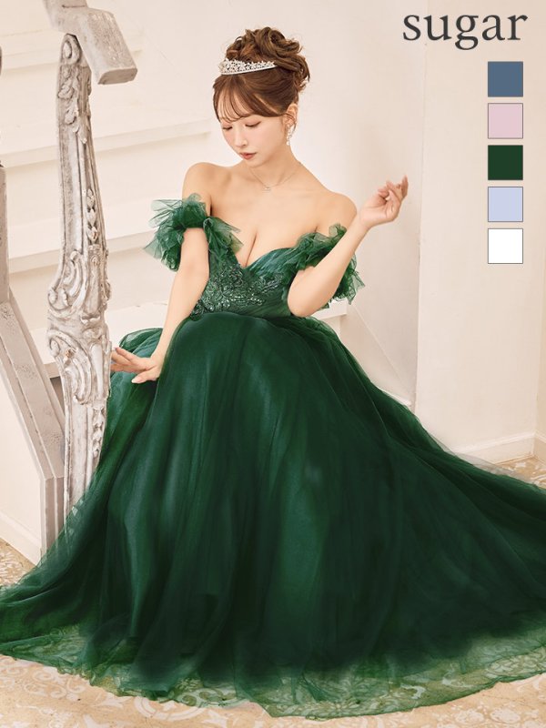 グリーン　モデル：三上悠亜　身長：159cm　着用サイズ：Sサイズ