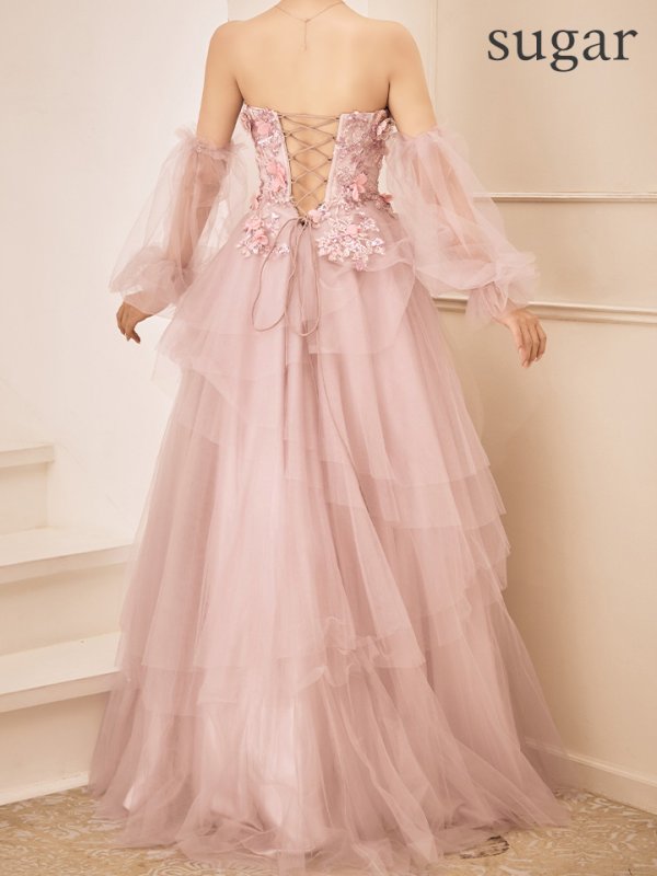 グレージュピンク　モデル：三上悠亜　身長：160cm　着用サイズ：Mサイズ