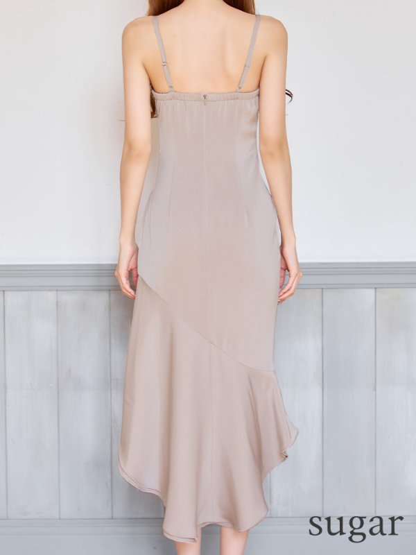 グレージュ モデル:あすか 身長:170cm 着用サイズ:Sサイズ