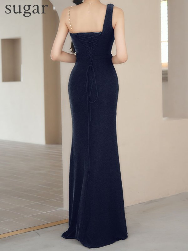 ネイビー モデル：まおちゃる　身長：158cm:Mサイズ