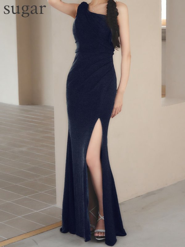 ネイビー モデル：まおちゃる　身長：158cm:Mサイズ