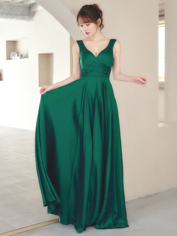 グリーン　モデル：ゆめ　身長：160cm　着用サイズ：Sサイズ