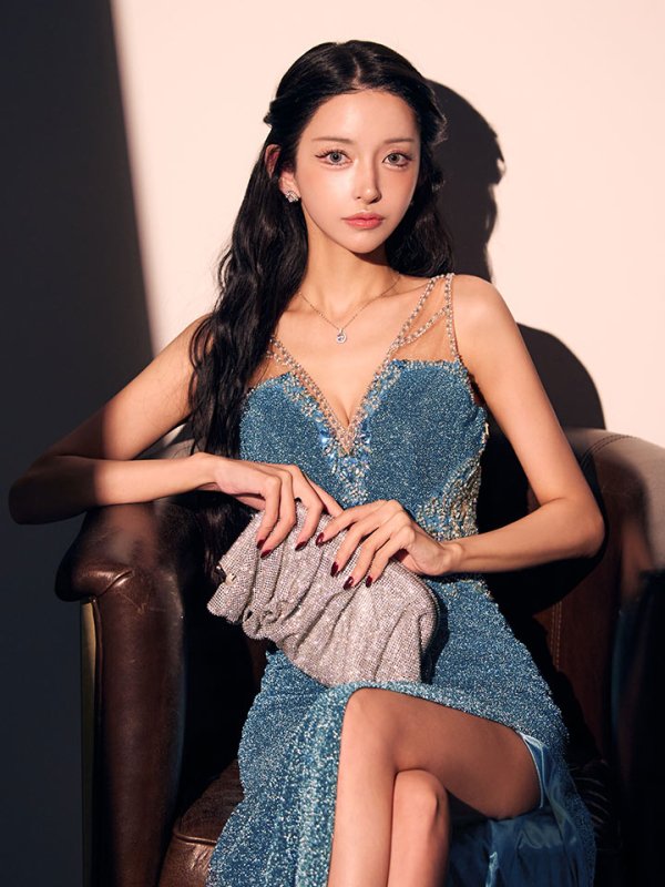 ペールブルー　モデル：まおちゃる　身長：158cm　着用サイズ：Mサイズ