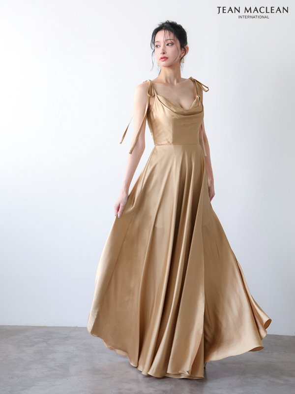 ゴールド モデル：まおちゃる　身長：158cm　着用サイズ：Mサイズ