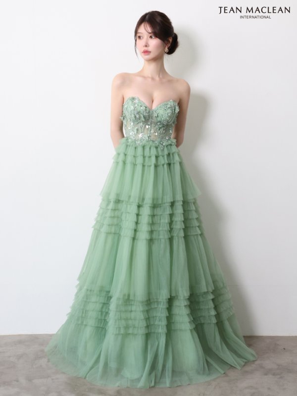 グリーン モデル：ゆめ　身長：160cm　着用サイズ：Mサイズ