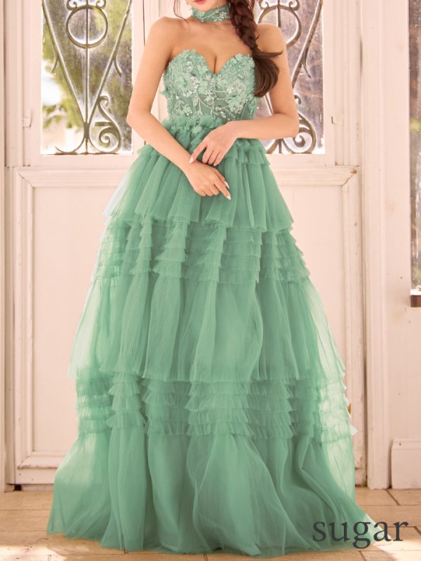 グリーン　モデル：三上悠亜　身長：159cm　着用サイズ：Sサイズ