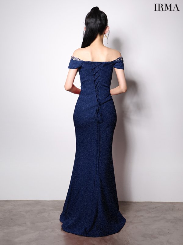 ダークブルー モデル：まおちゃる　身長：158cm　着用サイズ：Mサイズ