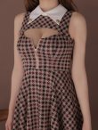 レッド　モデル：まみ　身長：161cm　着用サイズ：Sサイズ