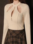 アイボリー　モデル：しおん　身長：158cm　着用サイズ：Sサイズ