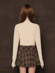 アイボリー　モデル：しおん　身長：158cm　着用サイズ：Sサイズ