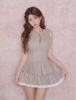 ベージュ　モデル：まりん　身長：164cm　着用サイズ：Sサイズ