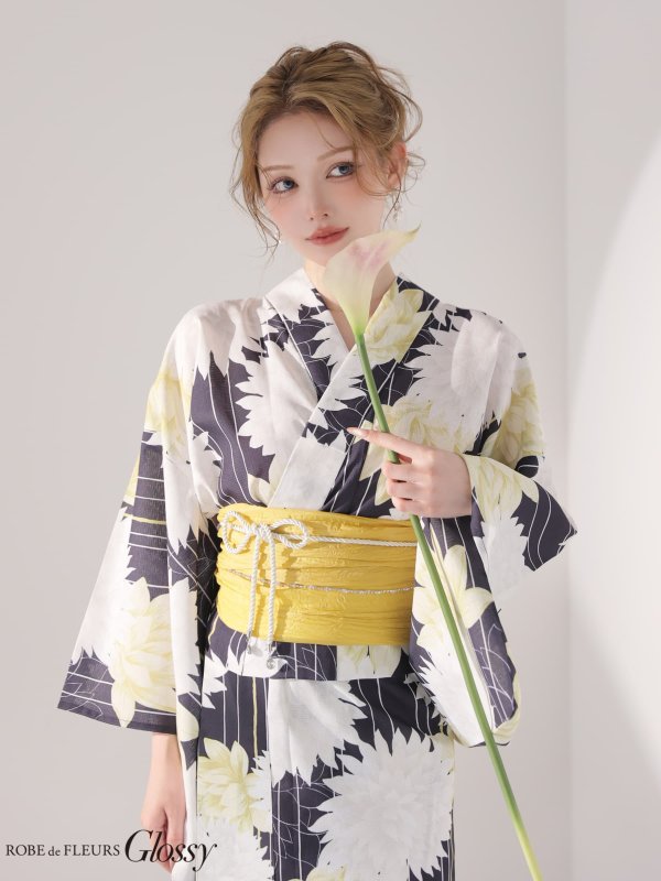 ネイビー　モデル：しおん　身長：158cm　着用サイズ：Fサイズ