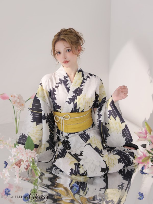 ネイビー　モデル：しおん　身長：158cm　着用サイズ：Fサイズ