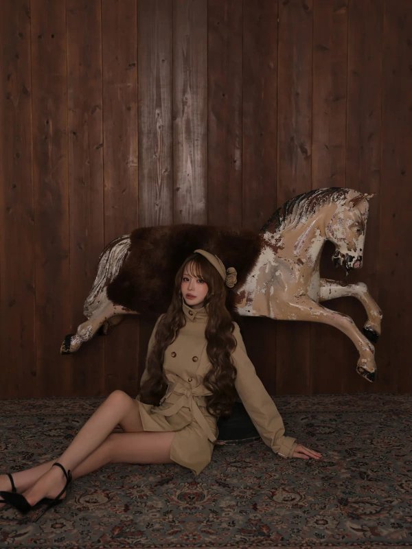 ベージュ　モデル：れみれみ　身長：163cm　着用サイズ：Fサイズ