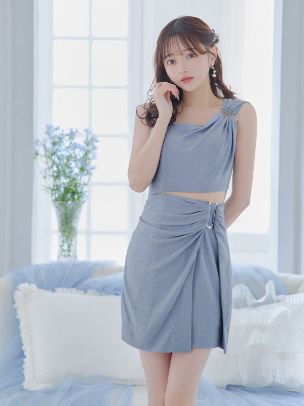 ブルー モデル:羽澄まり 身長:158cm 着用サイズ:Sサイズ