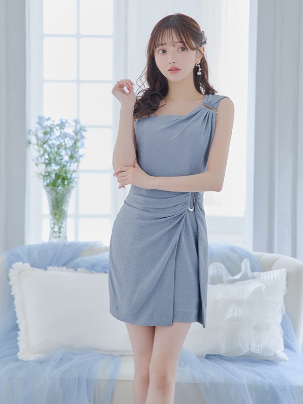 ブルー モデル:羽澄まり 身長:158cm 着用サイズ:Sサイズ