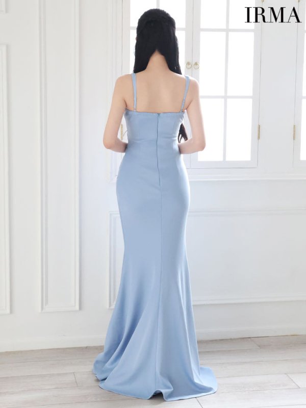 ブルー モデル:まおちゃる 身長:158cm 着用サイズ:Mサイズ