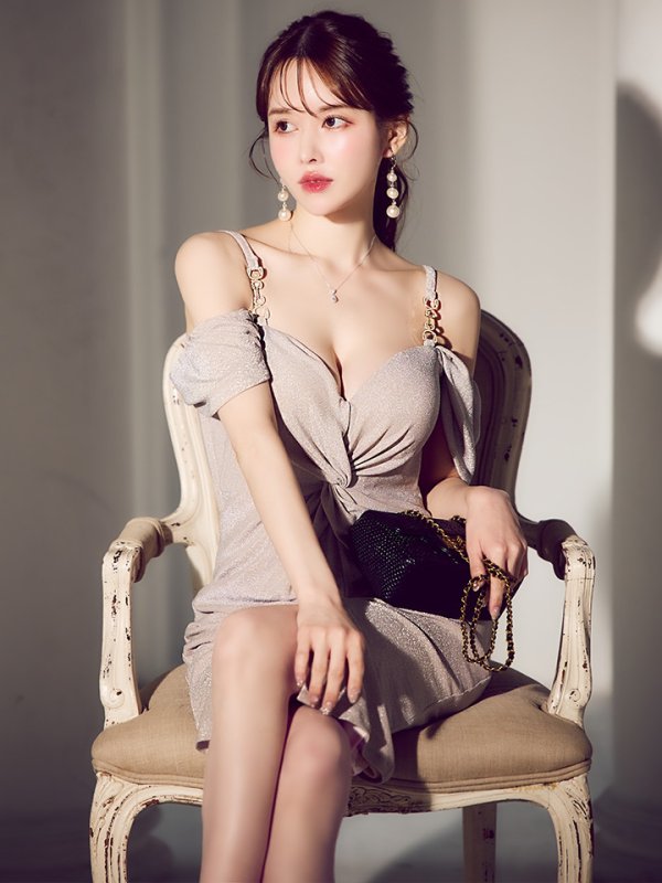 シャンパンローズ モデル:ゆめ 身長:160cm 着用サイズ:Sサイズ