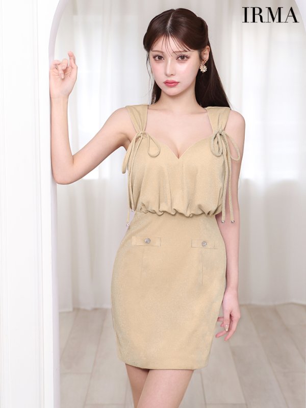 シャンパン モデル：ももか　身長：156cm　着用サイズ：XSサイズ
