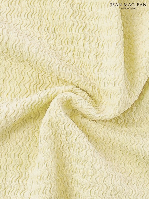 レモンイエロー