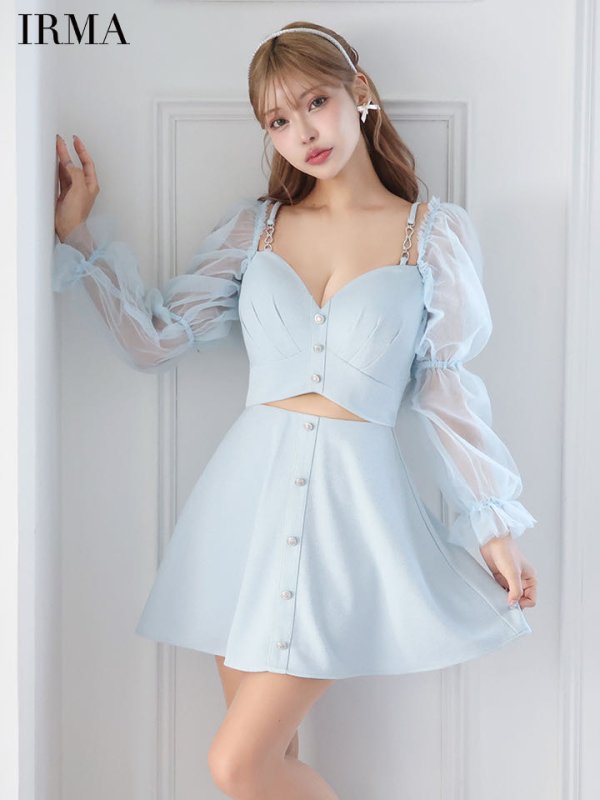 サックス モデル:如月れい 身長:156cm 着用サイズ:Sサイズ