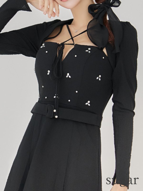 ブラック モデル：まりん　身長：164cm　着用サイズ：Sサイズ