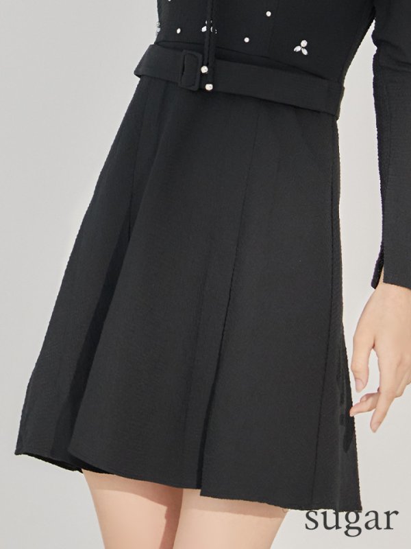 ブラック モデル：まりん　身長：164cm　着用サイズ：Sサイズ